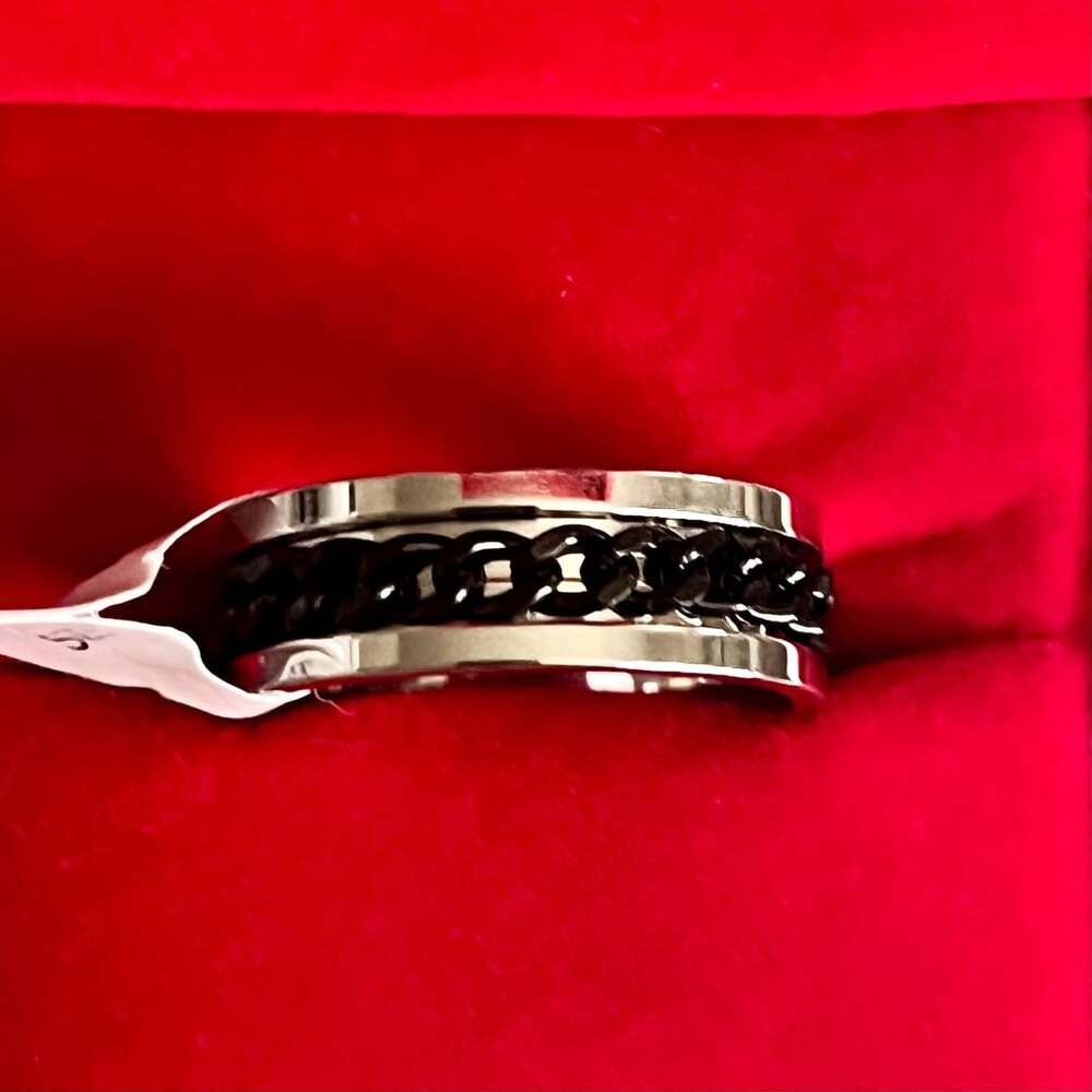 Titanium Steel Spinner 6mm Ring Size 11 Black Chain